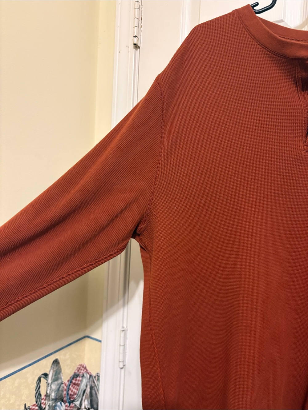 Saddlebred Long Sleeve Henley in Rust‎ Brown - Picture 4 of 12